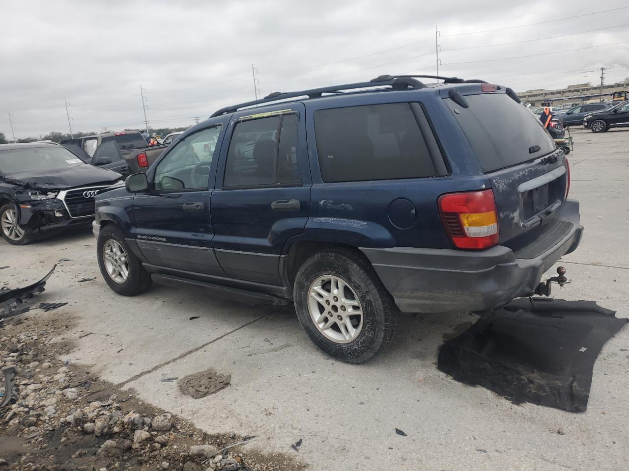 2003 Jeep Grand Cherokee - Image 2
