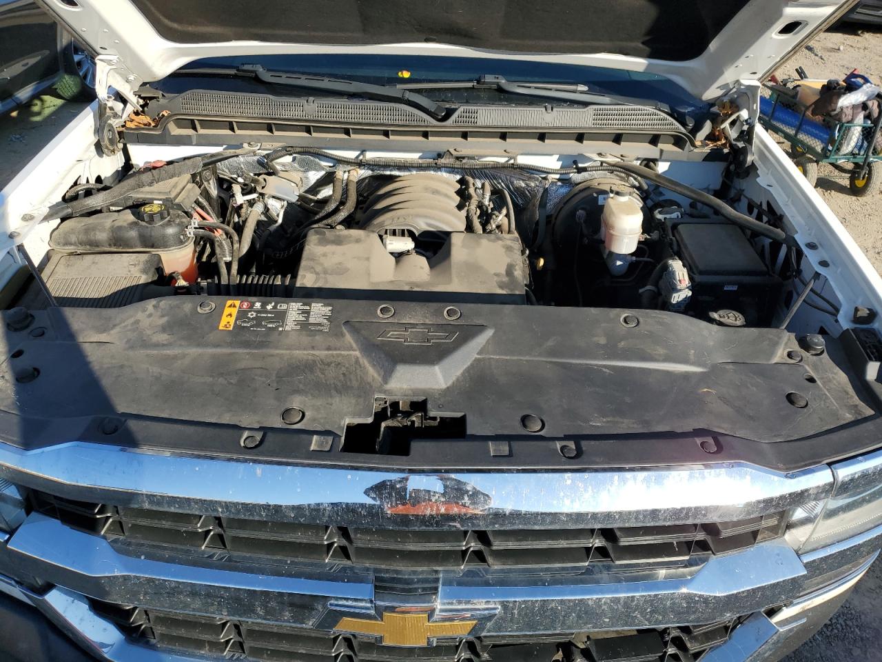 2018 Chevrolet Silverado - Image 11