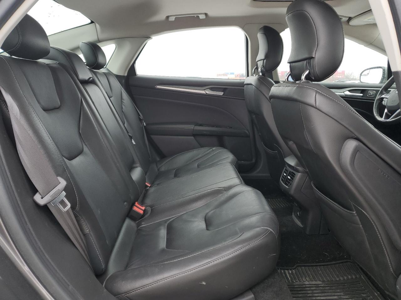 2013 Ford Fusion - Image 10