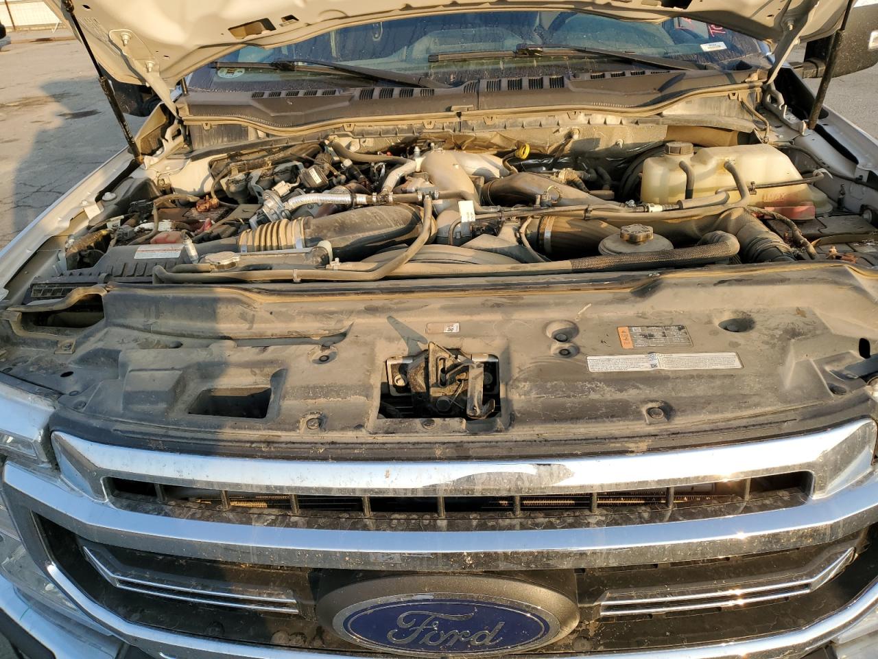 2022 Ford F250 - Image 13