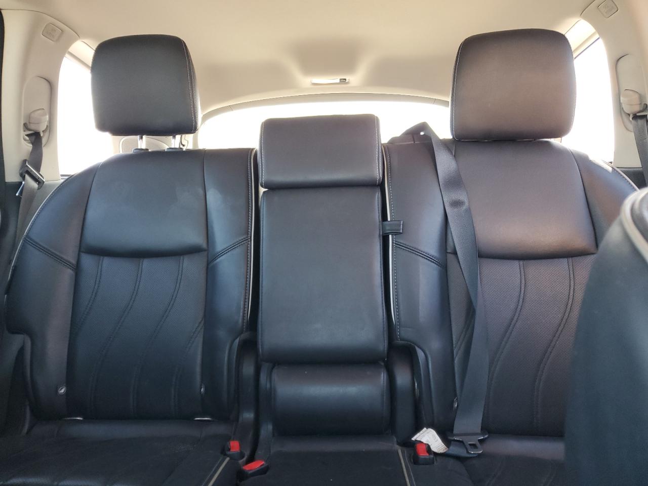 2018 Infiniti QX60 - Image 10