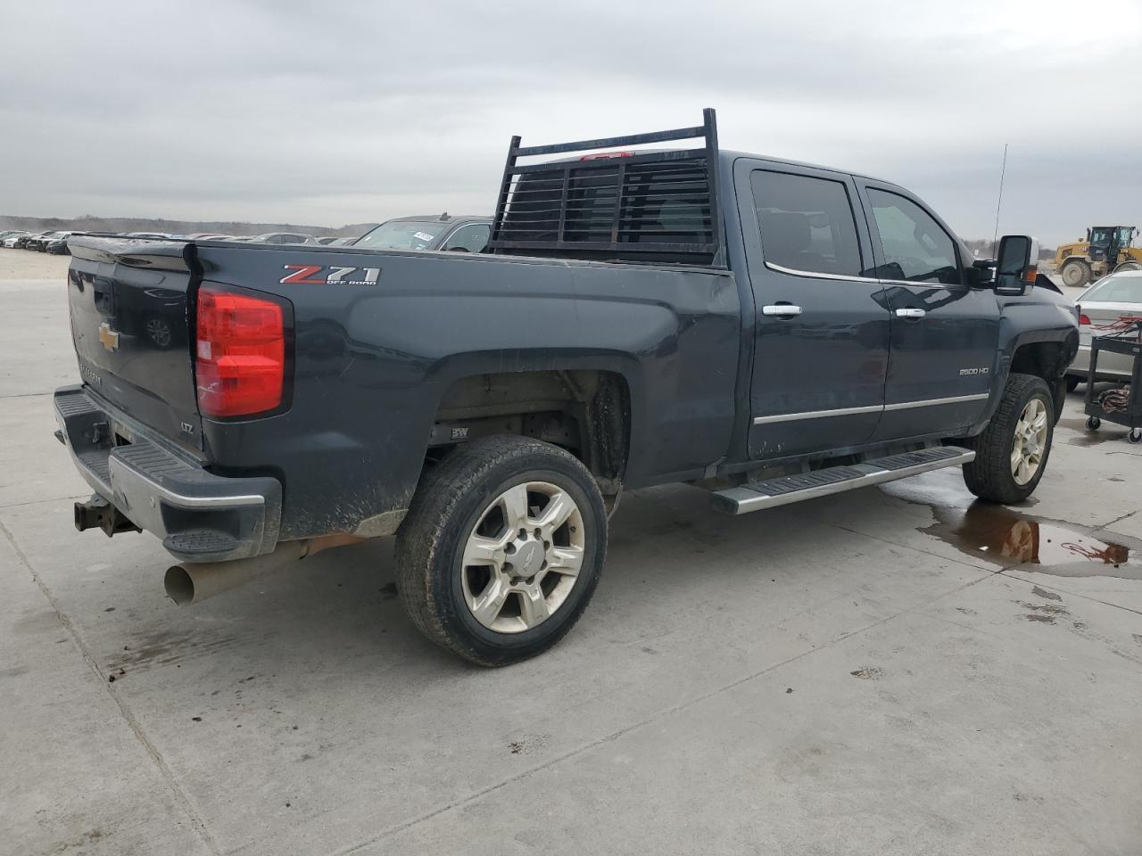 2018 Chevrolet Silverado - Image 3