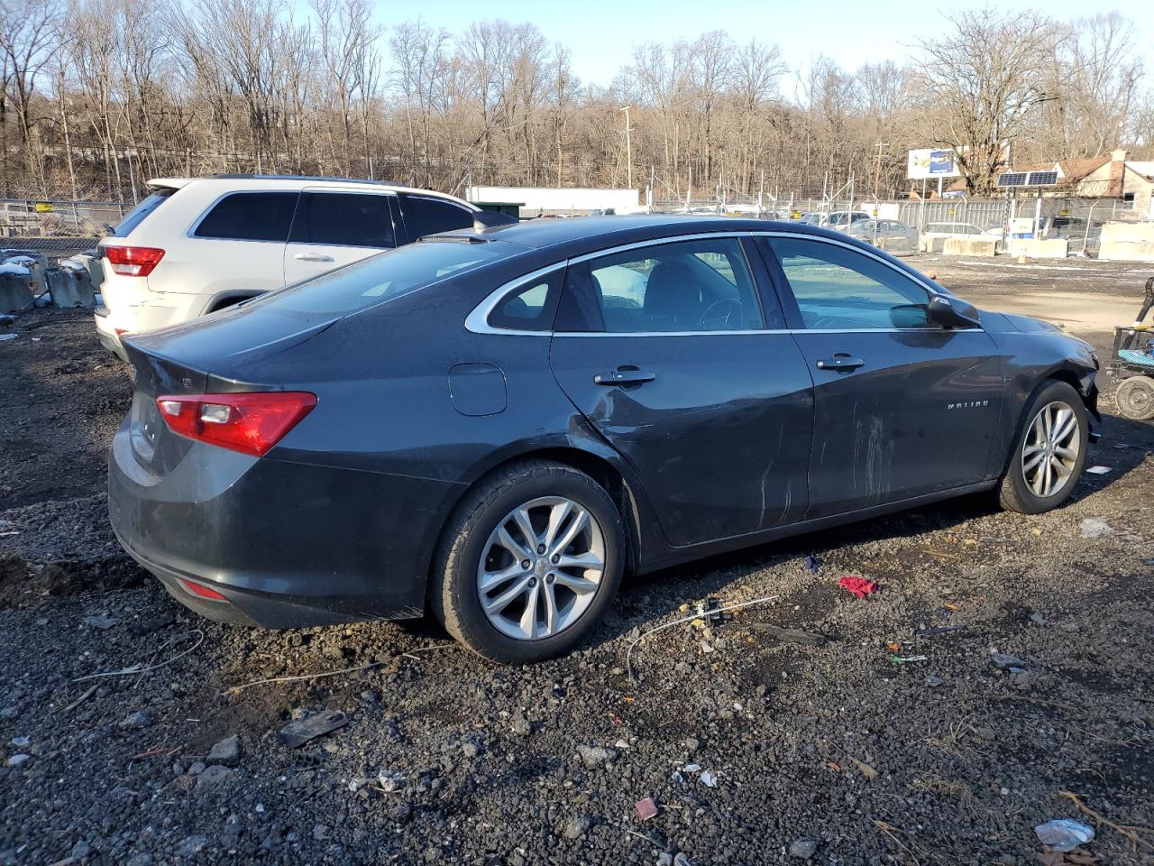 2016 Chevrolet Malibu - Image 3
