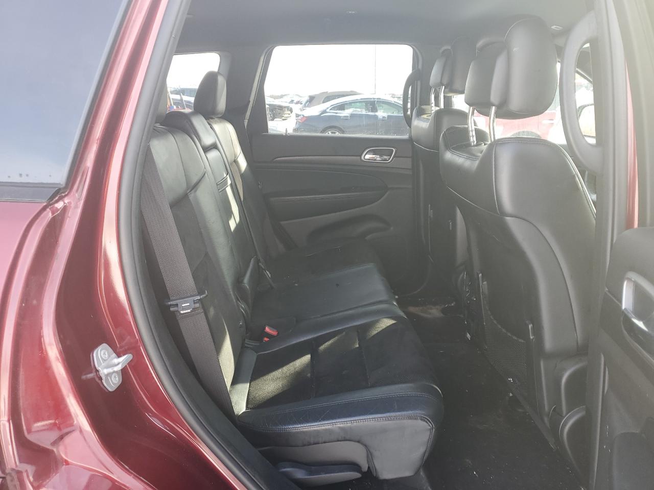 2018 Jeep Grand Cherokee - Image 11
