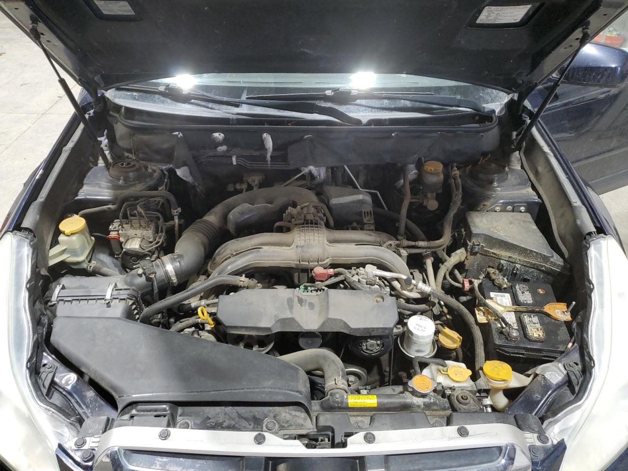 2013 Subaru Outback - Image 12