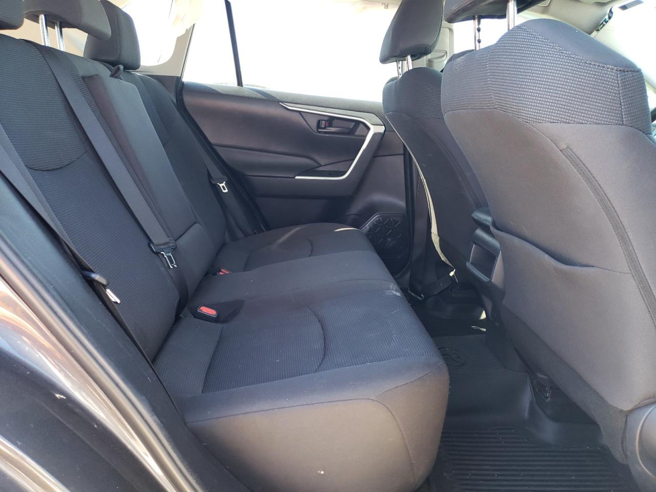 2019 Toyota RAV 4 - Image 11