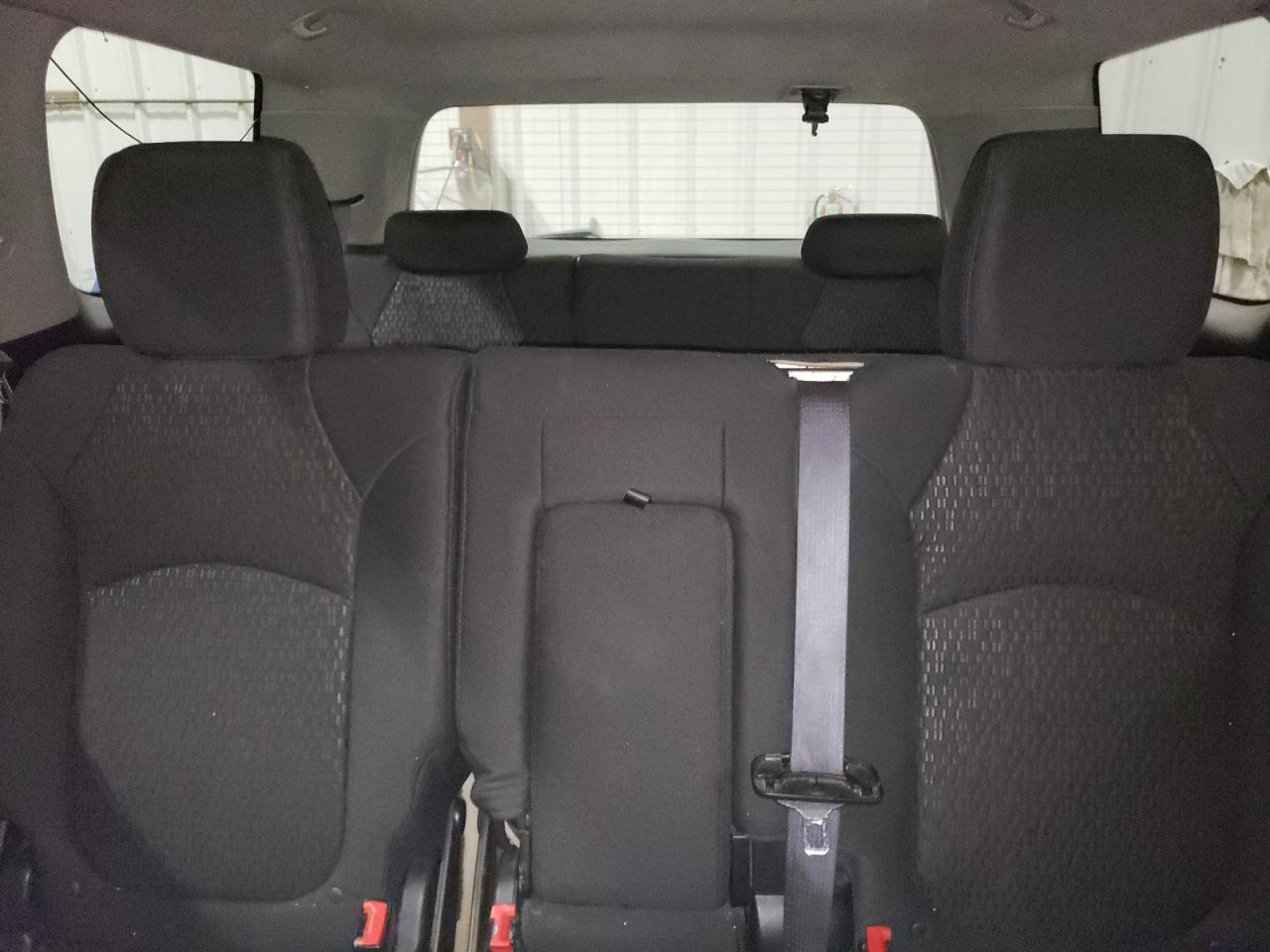 2011 GMC Acadia - Image 10