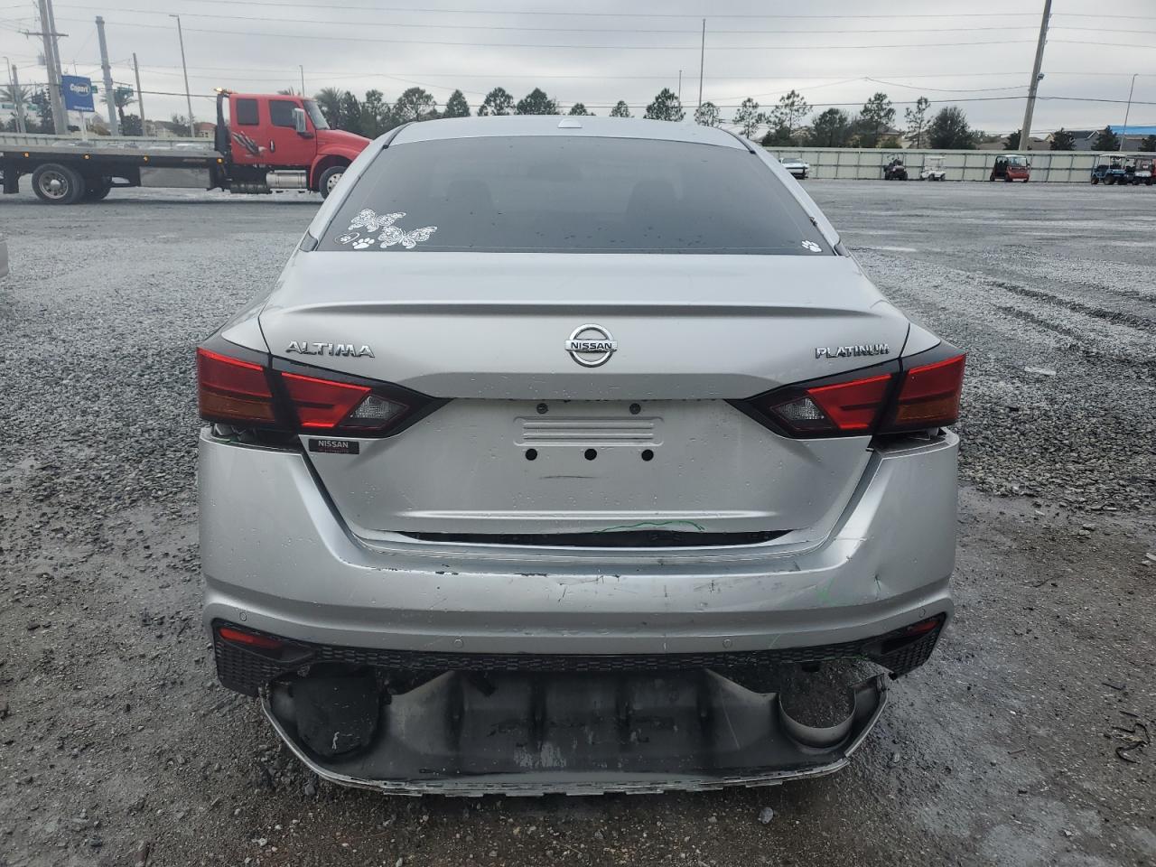 2019 Nissan Altima - Image 6