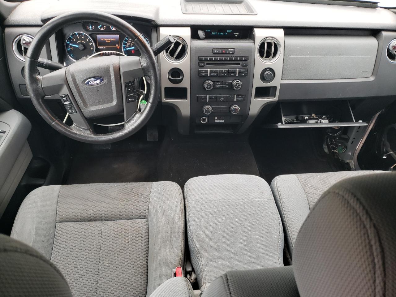 2011 Ford F-150 - Image 8