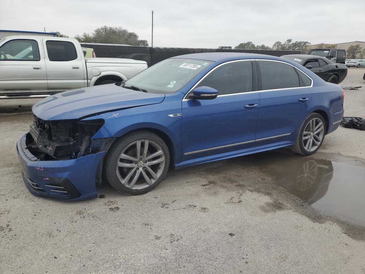 2017 Volkswagen Passat - Image 1