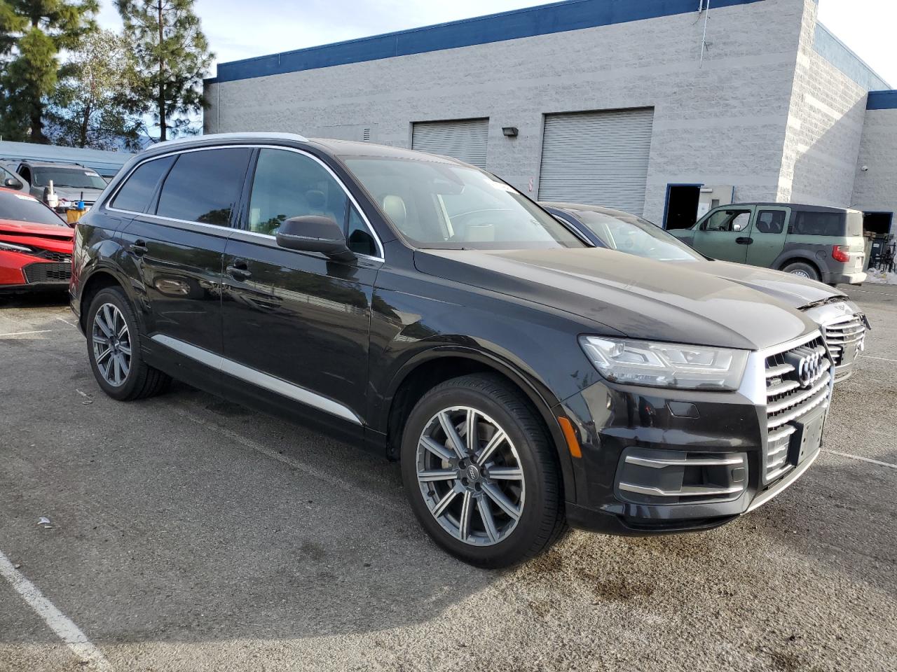 2017 Audi Q7 - Image 4