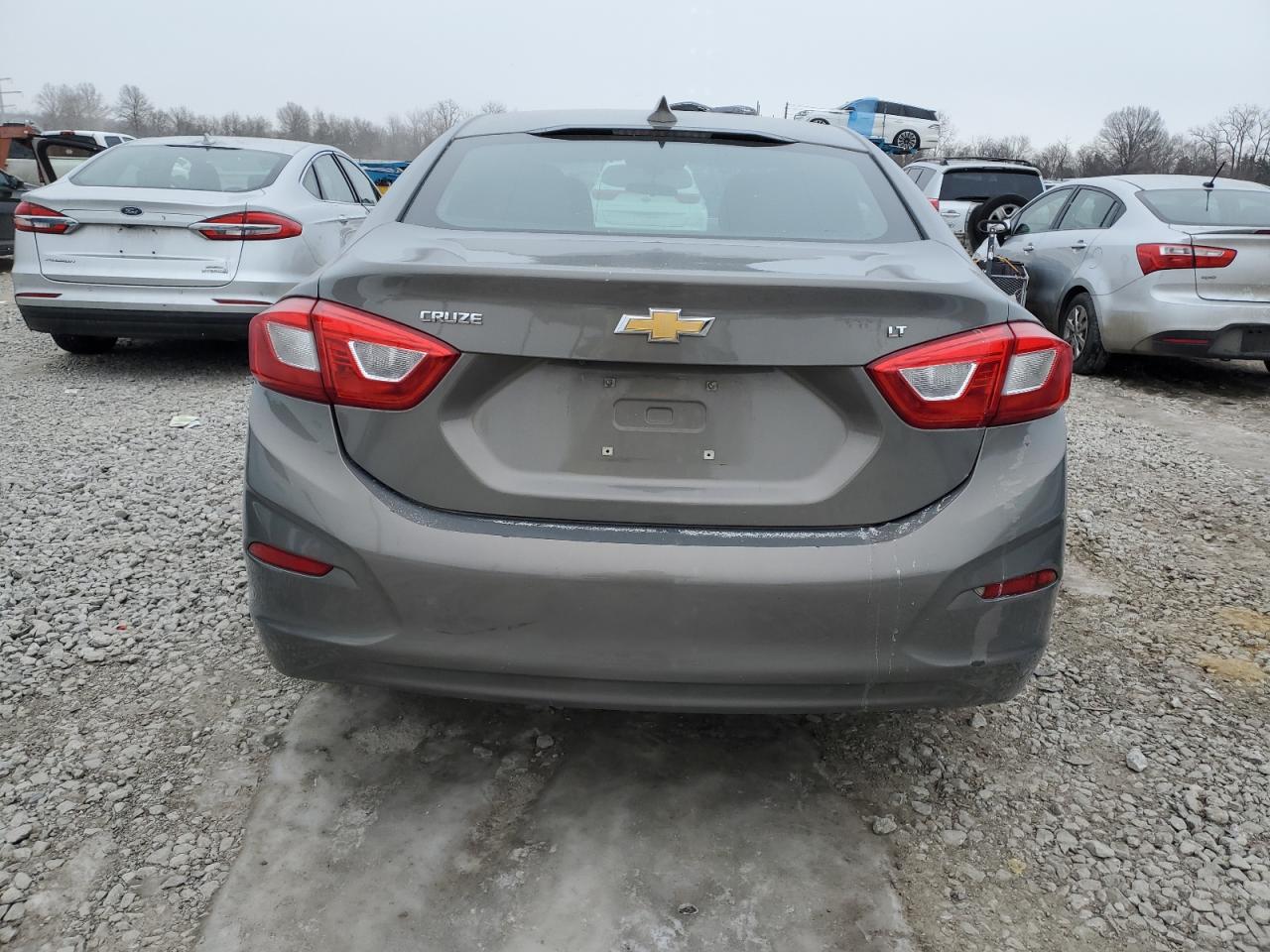 2017 Chevrolet Cruze - Image 6