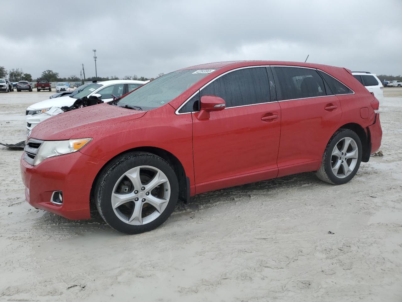 2013 Toyota Venza - Image 1
