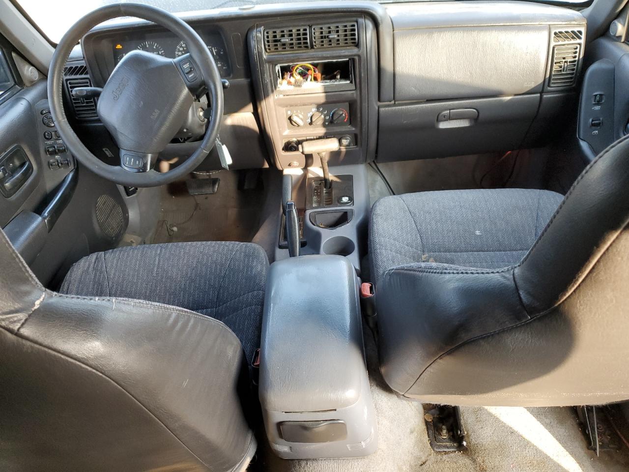 1998 Jeep Grand Cherokee - Image 8
