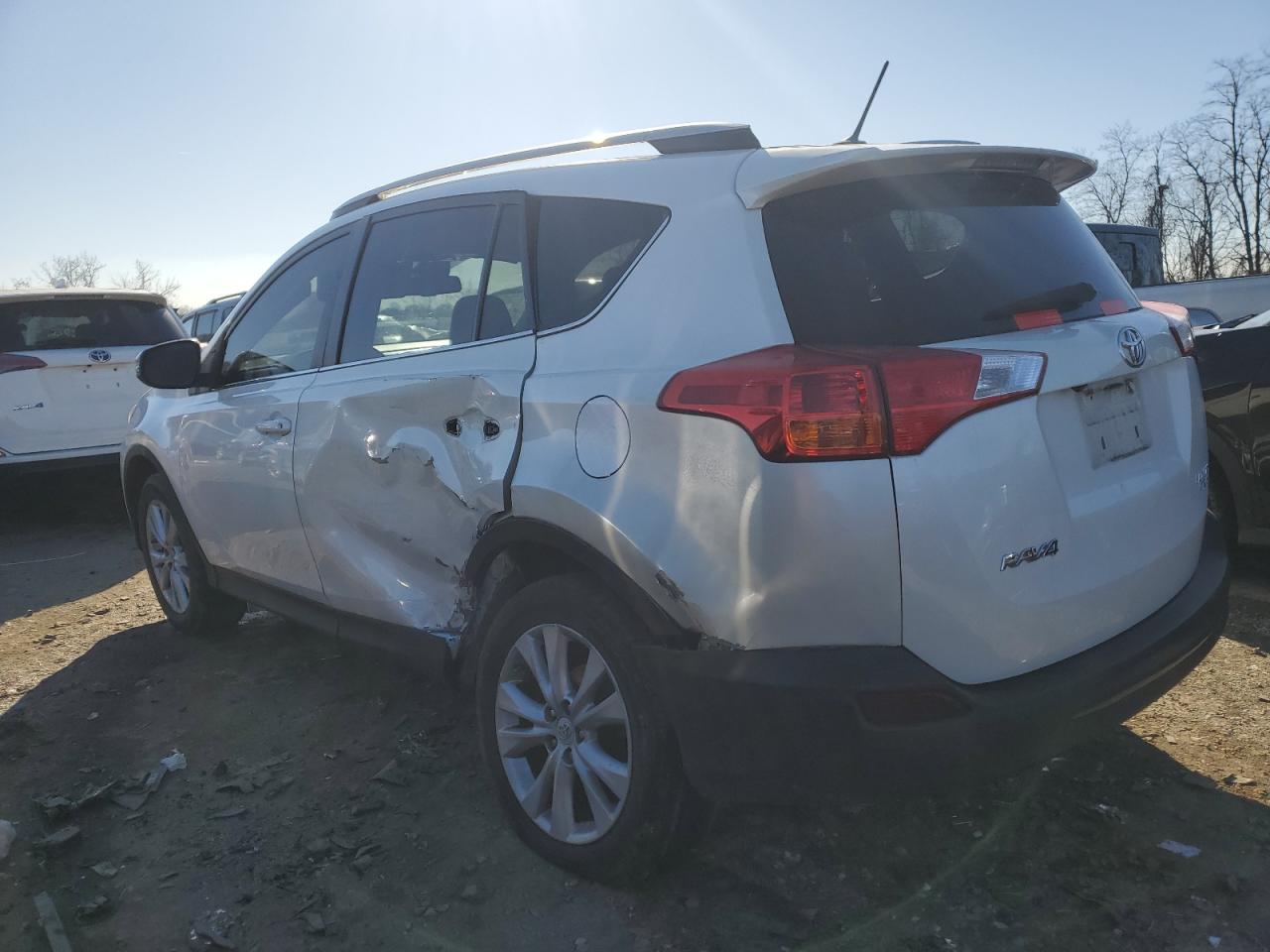 2014 Toyota RAV 4 - Image 2