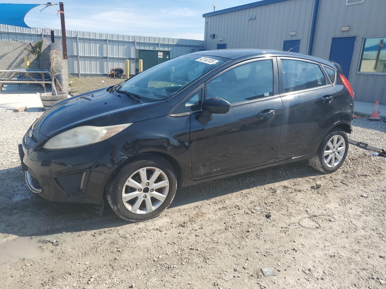 2011 Ford Fiesta - Image 1