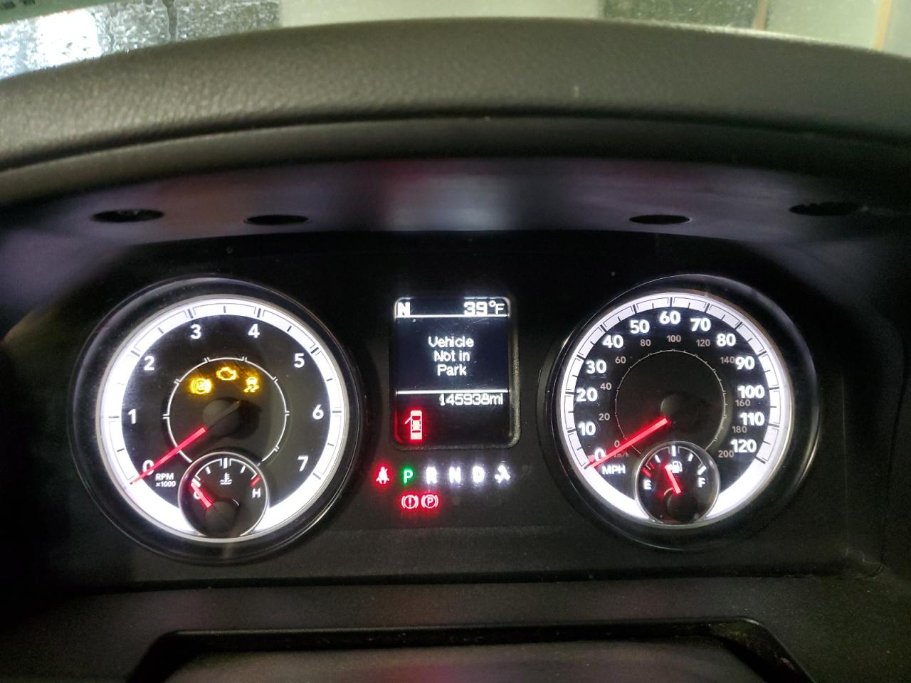 2016 RAM 1500 - Image 9