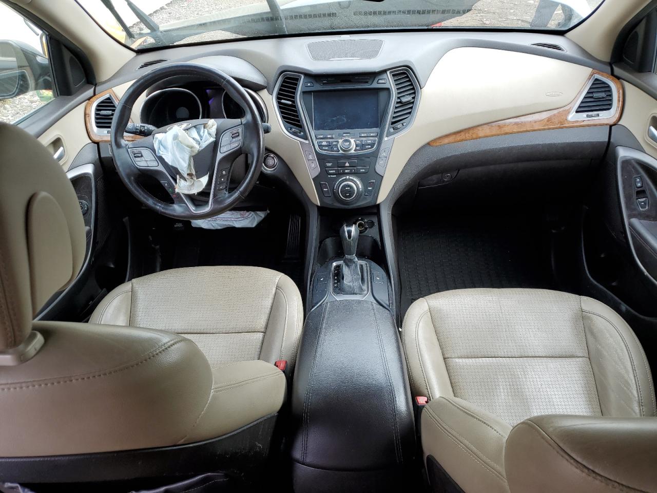 2013 Hyundai Santa Fe - Image 8