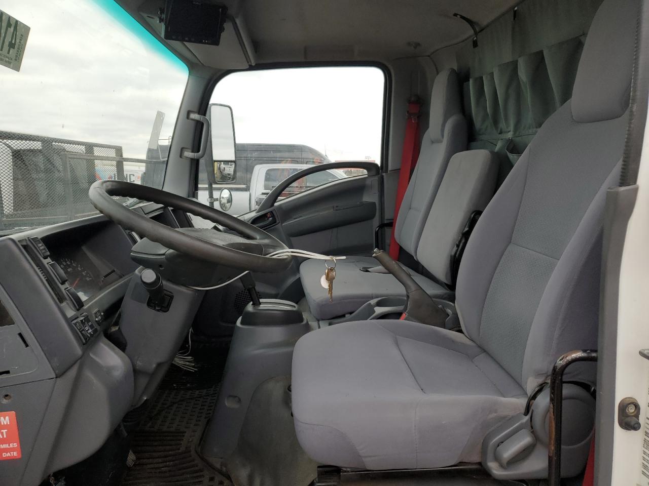 2017 Isuzu Npr Hd VIN: 54DC4W1C0HS806526 Lot: 41406125