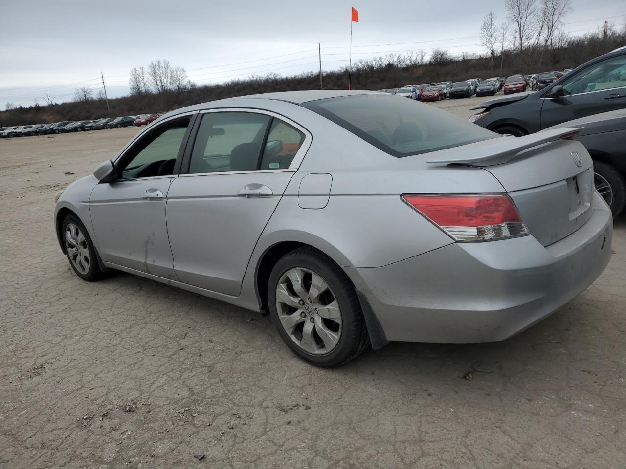 2009 Honda Accord - Image 2