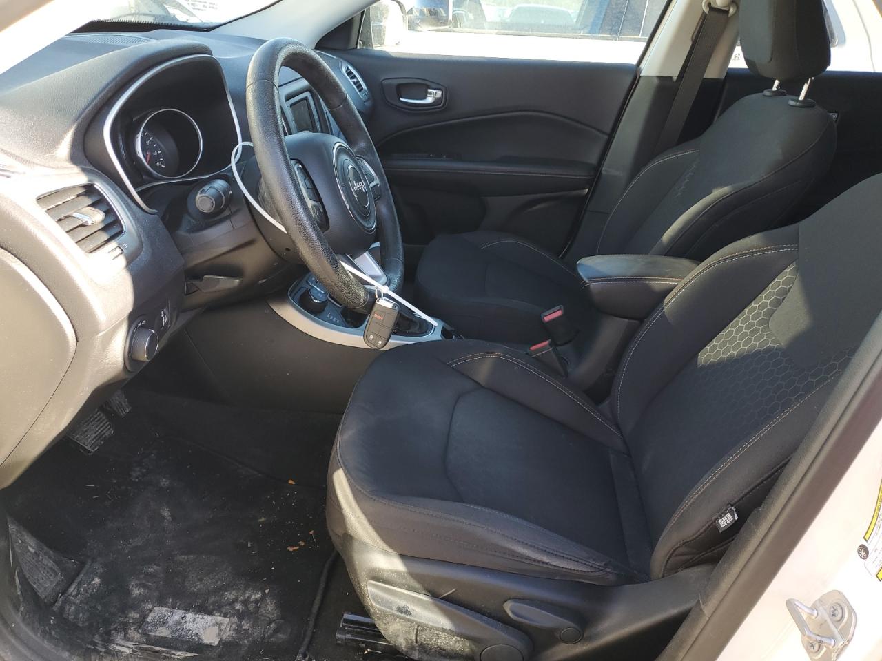 2017 Jeep Compass - Image 7