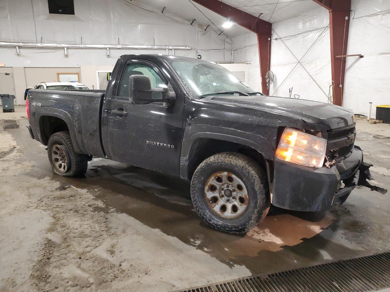 2011 Chevrolet Silverado - Image 4