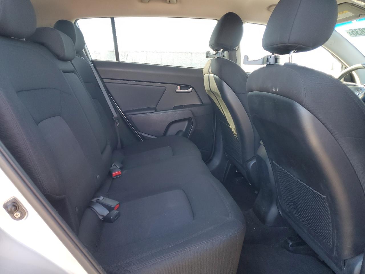 2011 Kia Sportage - Image 11