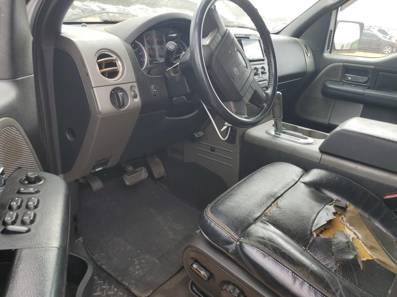 2004 Ford F-150 - Image 8