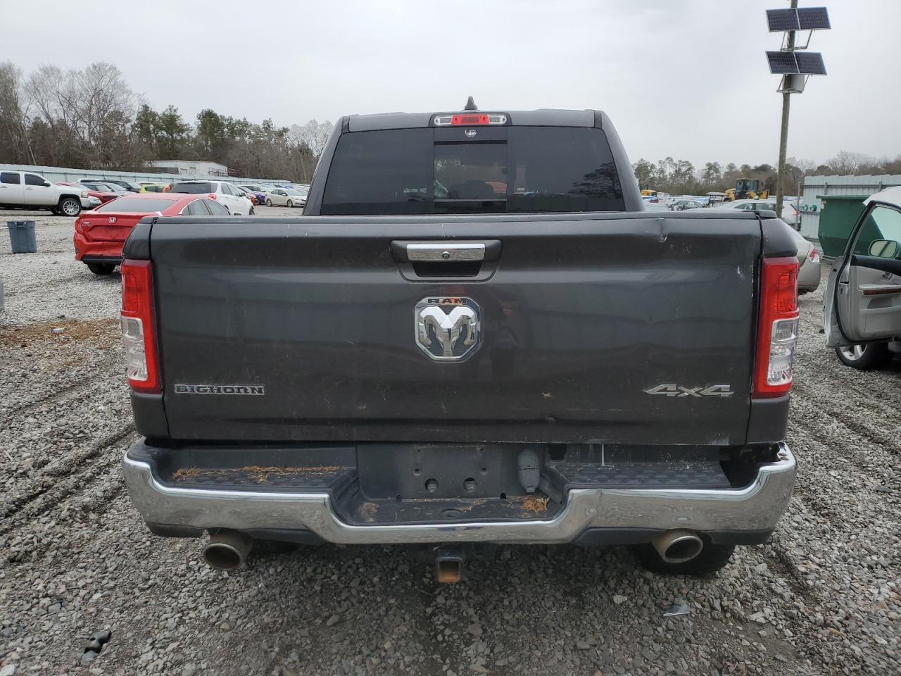 2019 RAM 1500 - Image 6