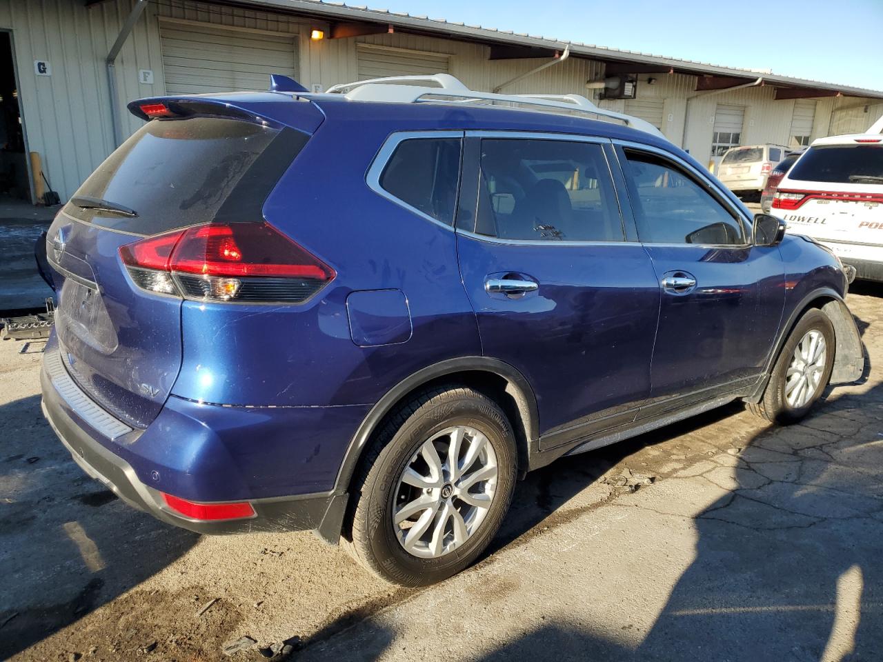 2019 Nissan Rogue - Image 3