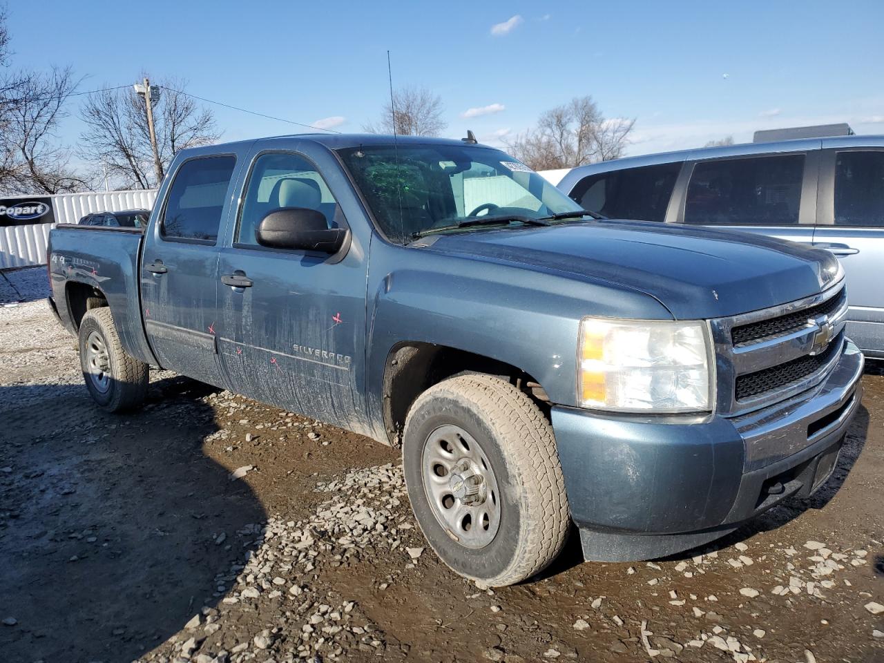 2011 Chevrolet Silverado - Image 4