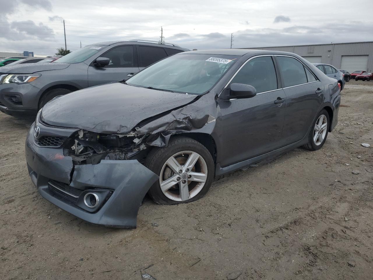 VIN 4T1BF1FK5DU246767 2013 TOYOTA CAMRY no.1