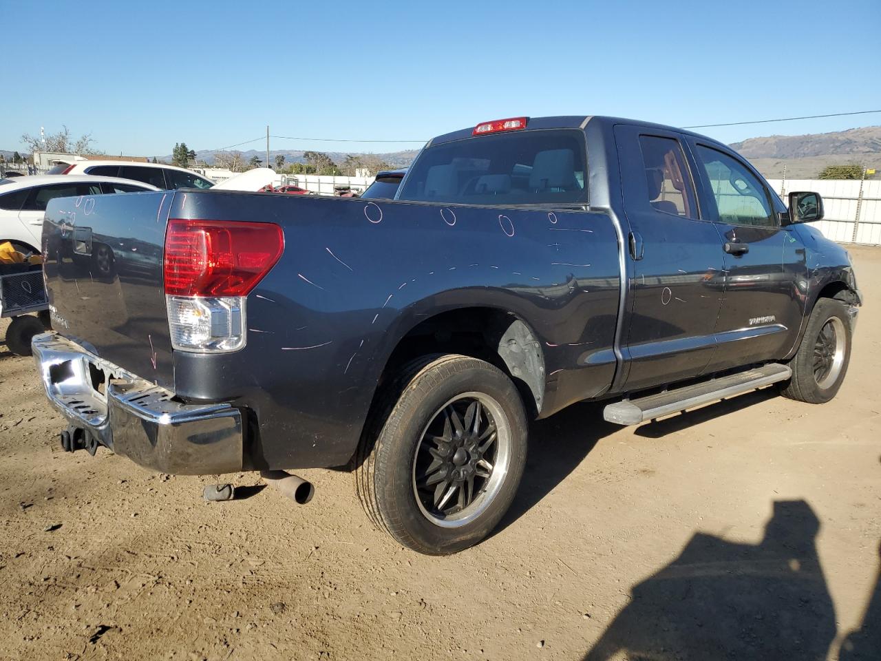 2010 Toyota Tundra - Image 3