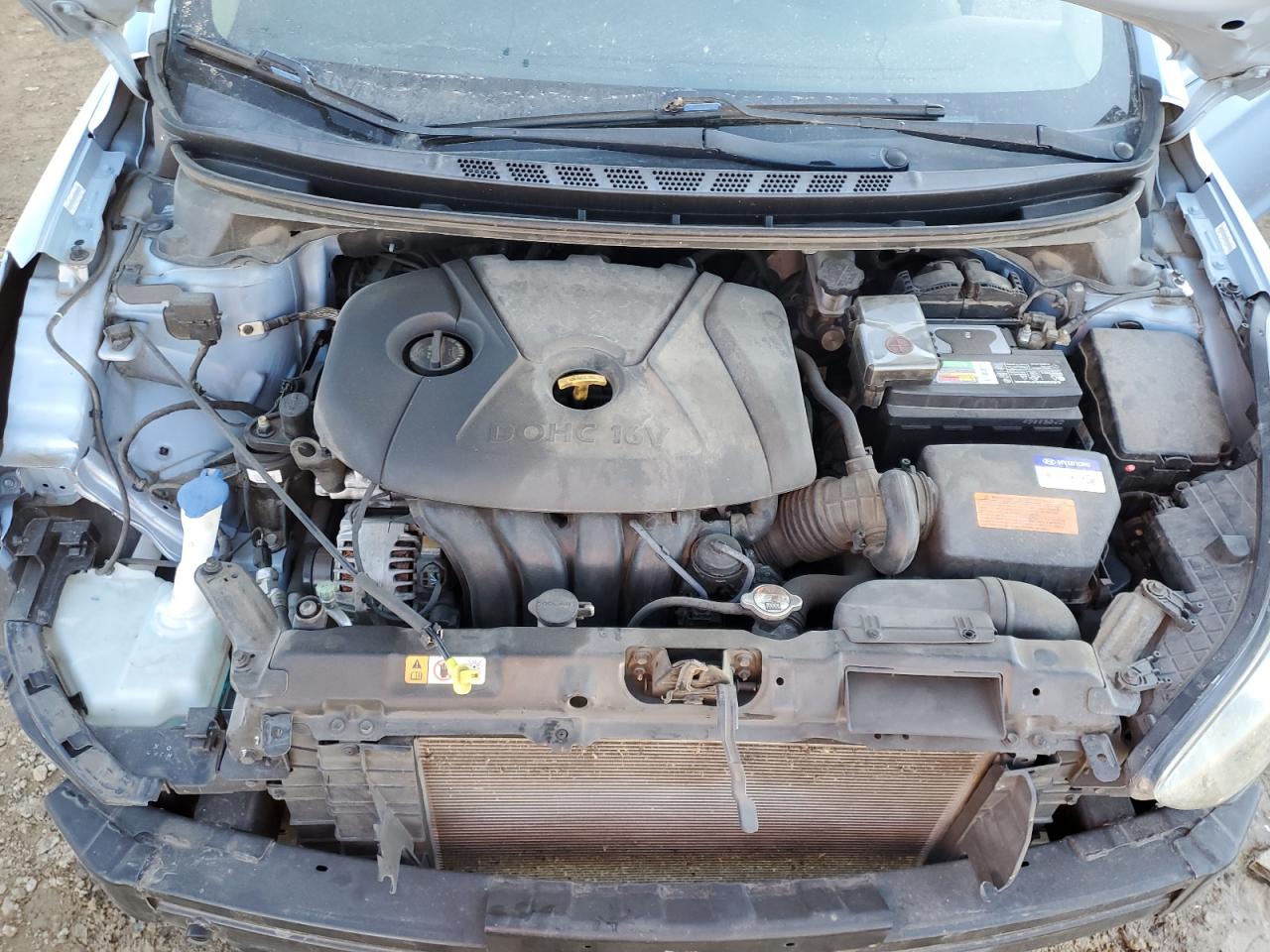 2013 Hyundai Elantra - Image 11