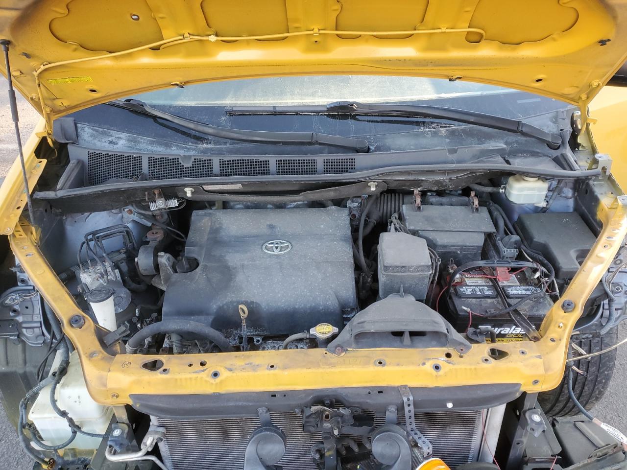 2016 Toyota Sienna - Image 12