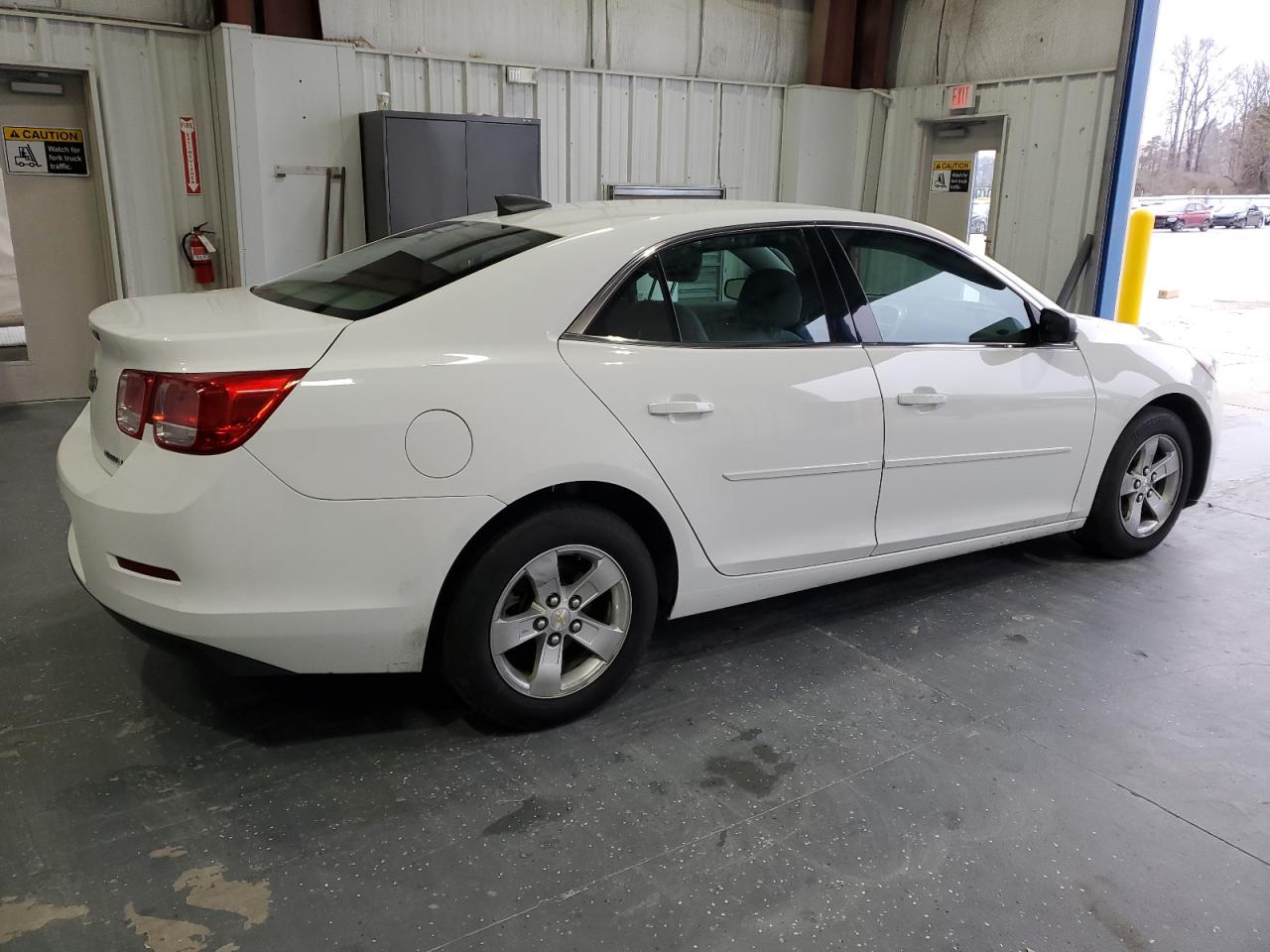 2015 Chevrolet Malibu - Image 3