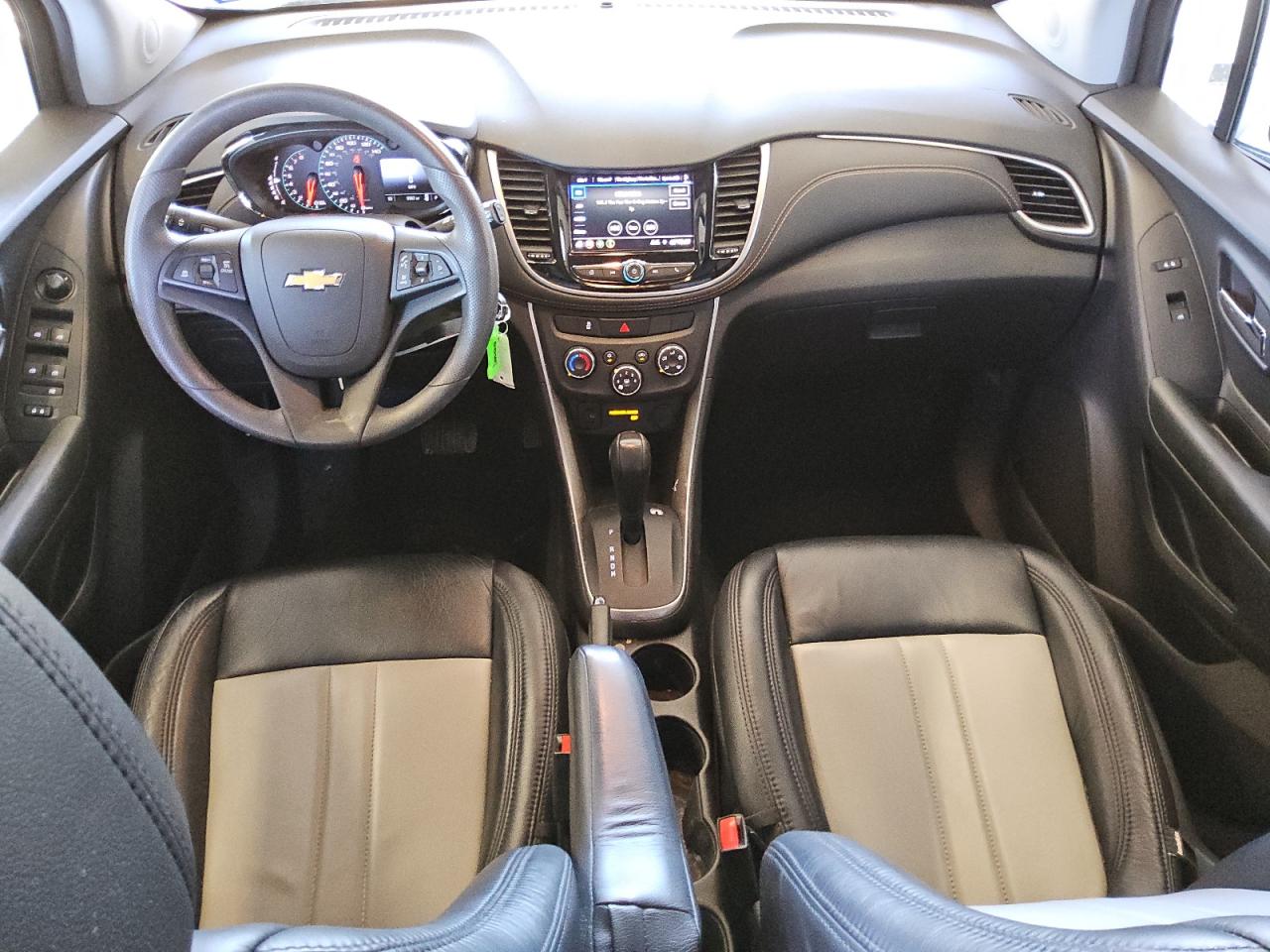 2022 Chevrolet Trax - Image 8