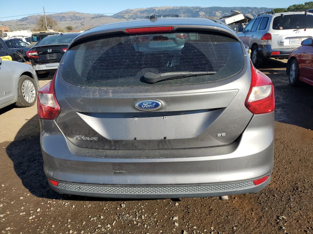 2014 Ford Focus Se VIN: 1FADP3K29EL375488 Lot: 88905455