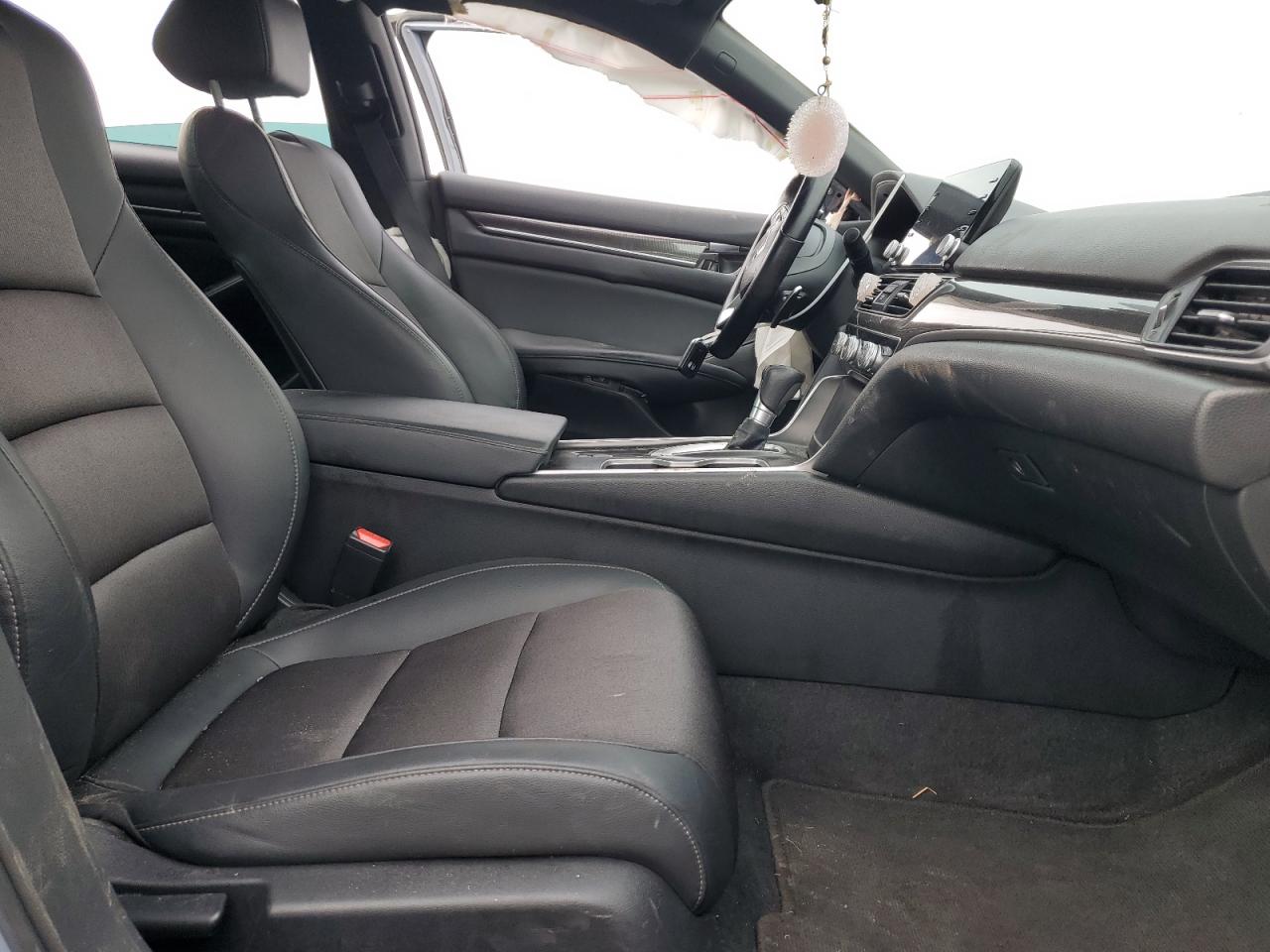 2022 Honda Accord - Image 7