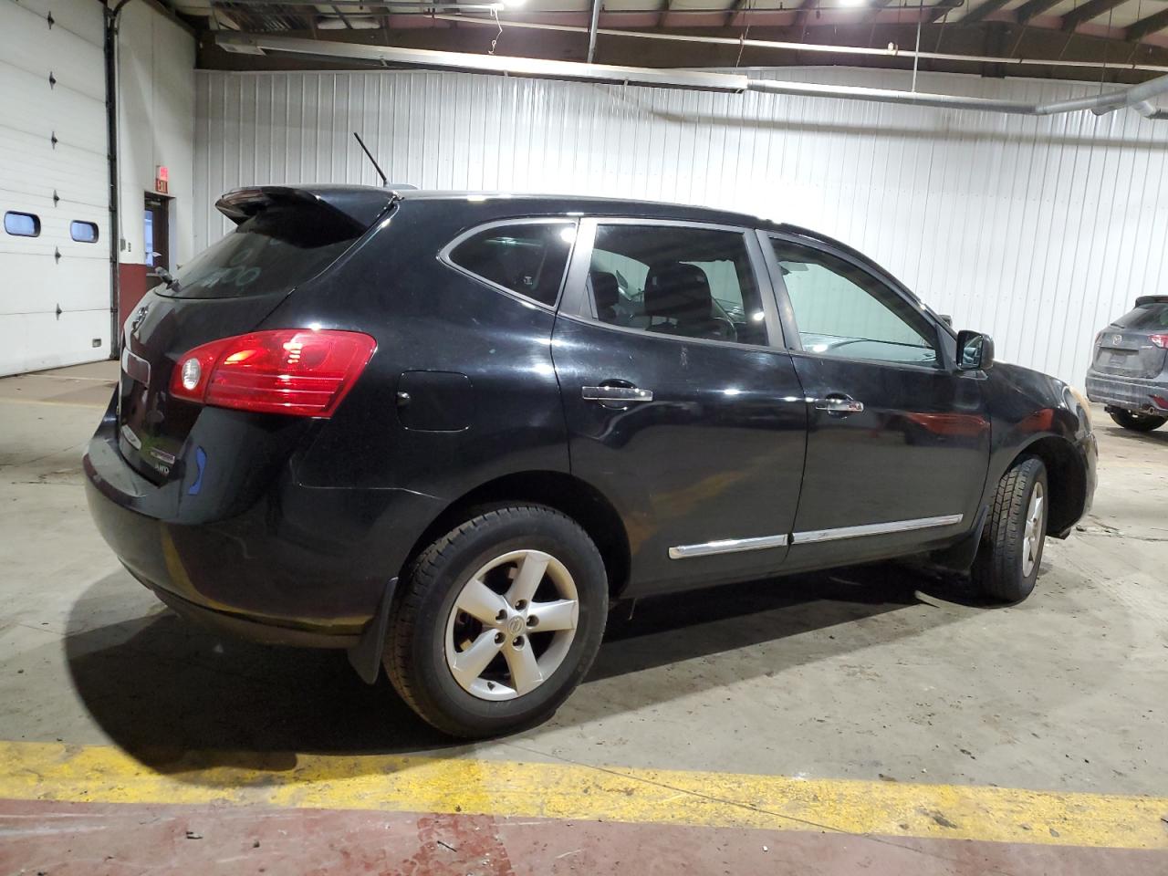 2012 Nissan Rogue - Image 3