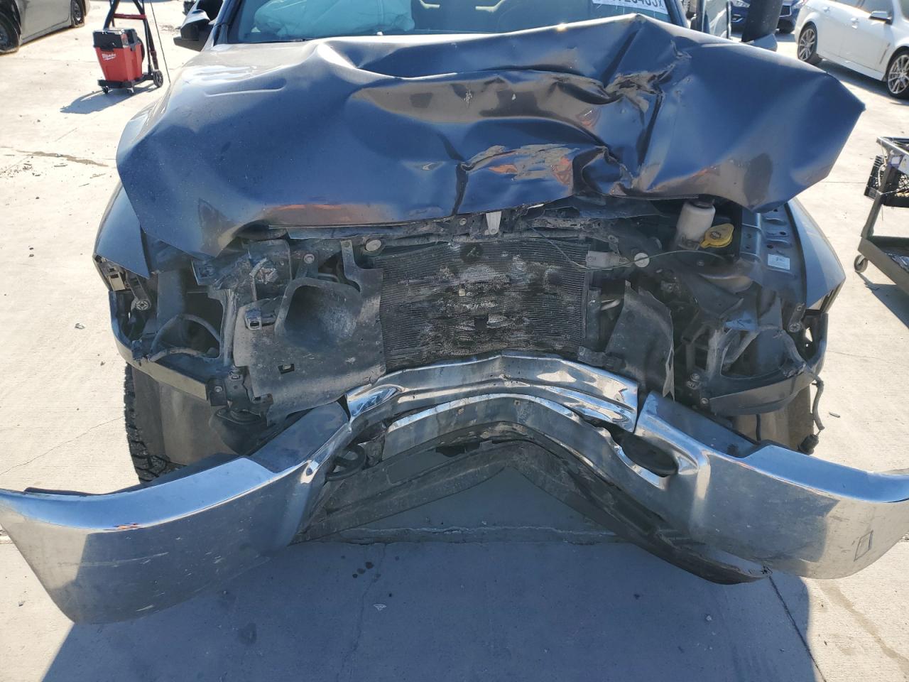 2016 RAM 2500 - Image 12