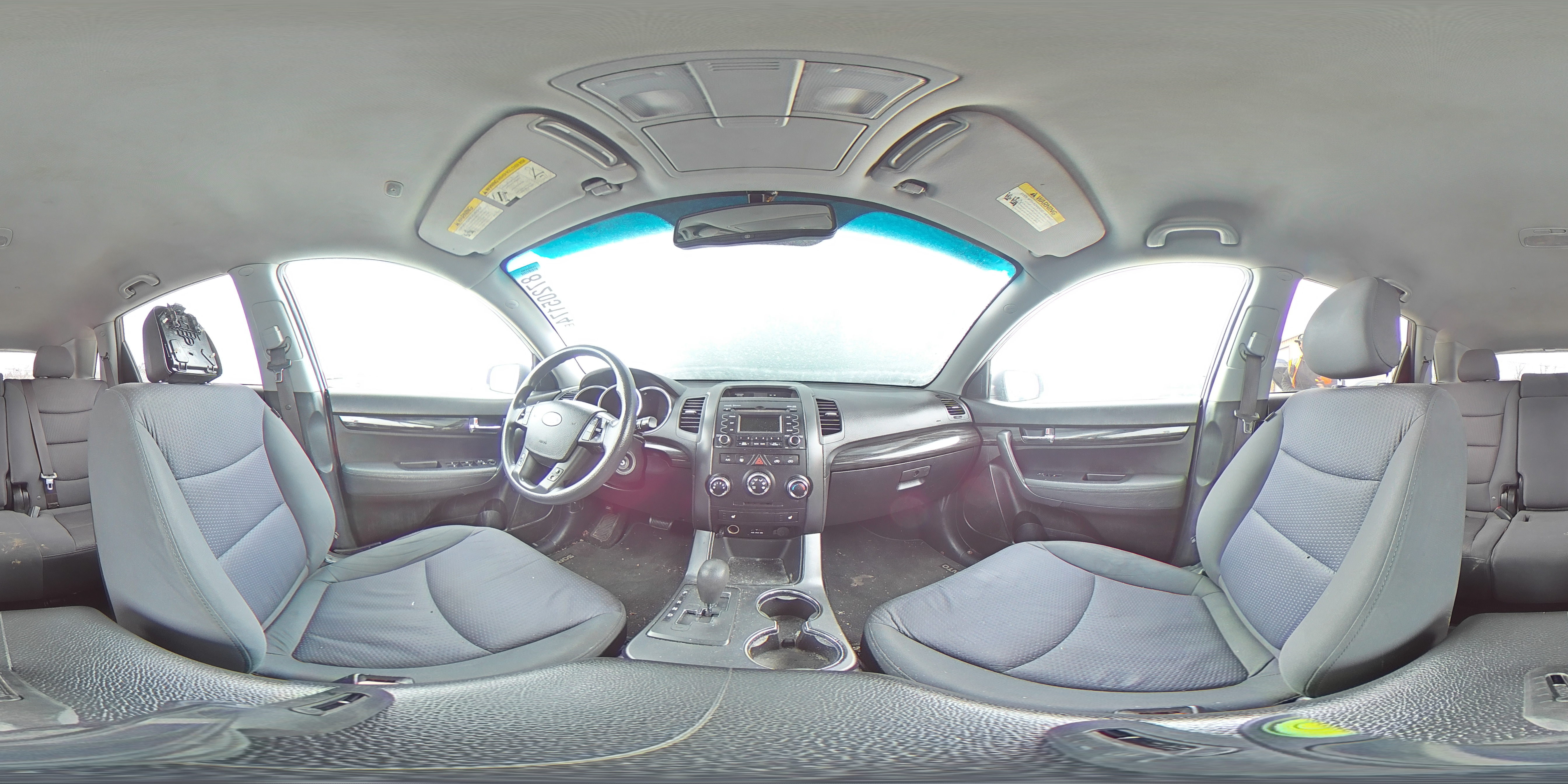 2012 Kia Sorento - Image 13