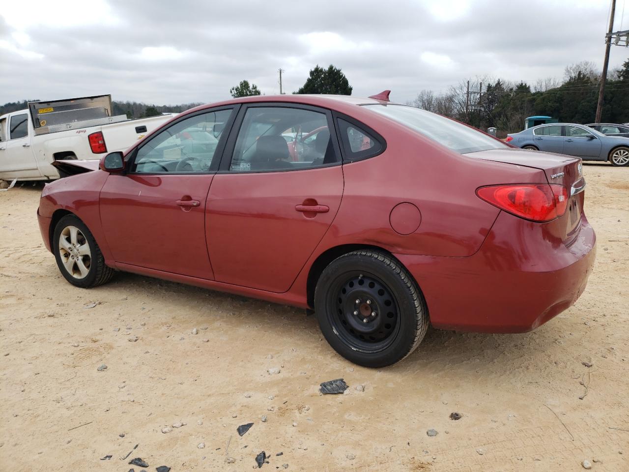 2010 Hyundai Elantra - Image 2