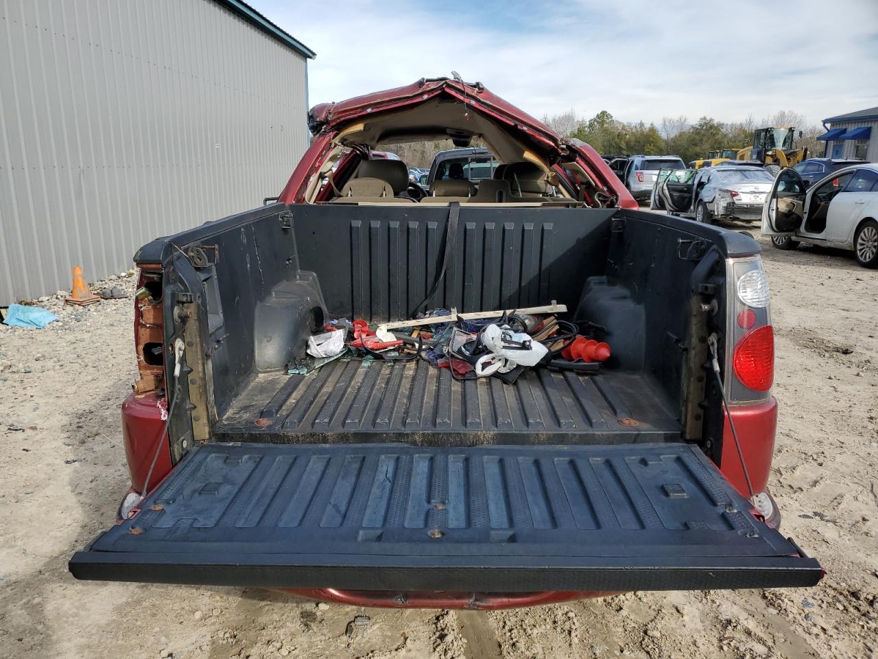 2004 Ford Explorer - Image 6