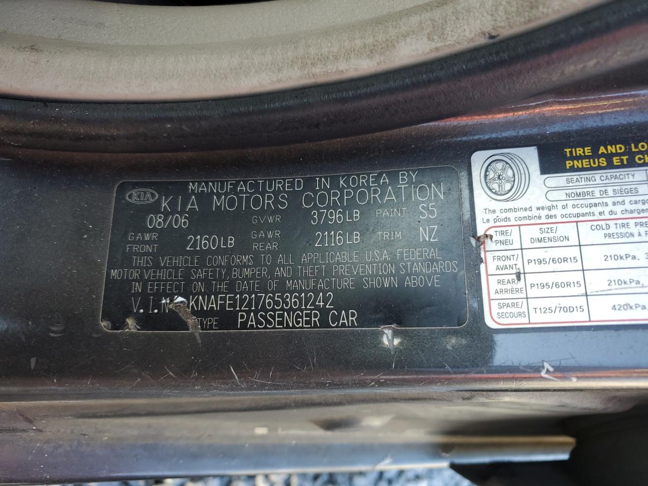 2006 Kia Spectra - Image 15