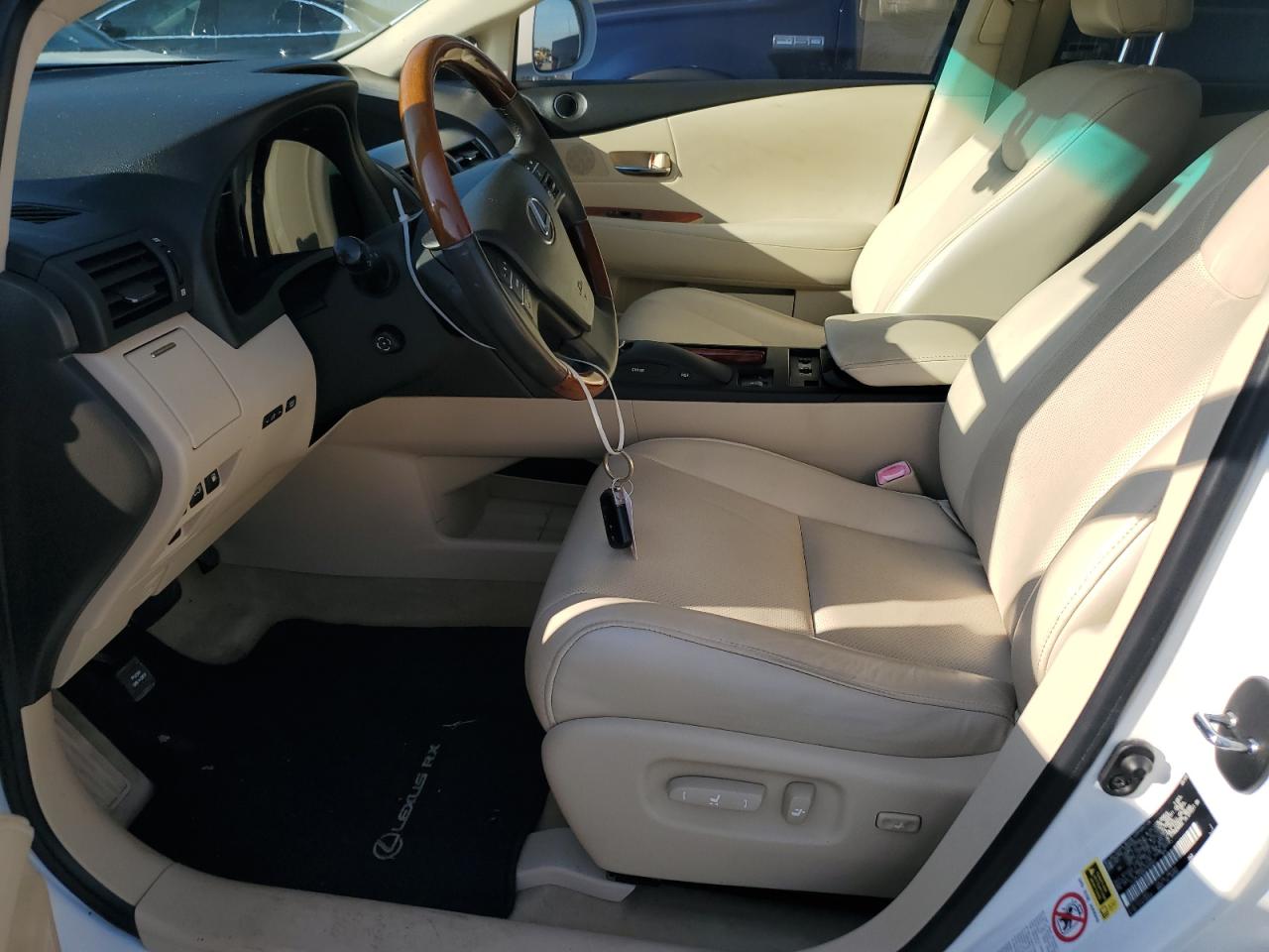 2010 Lexus RX - Image 7