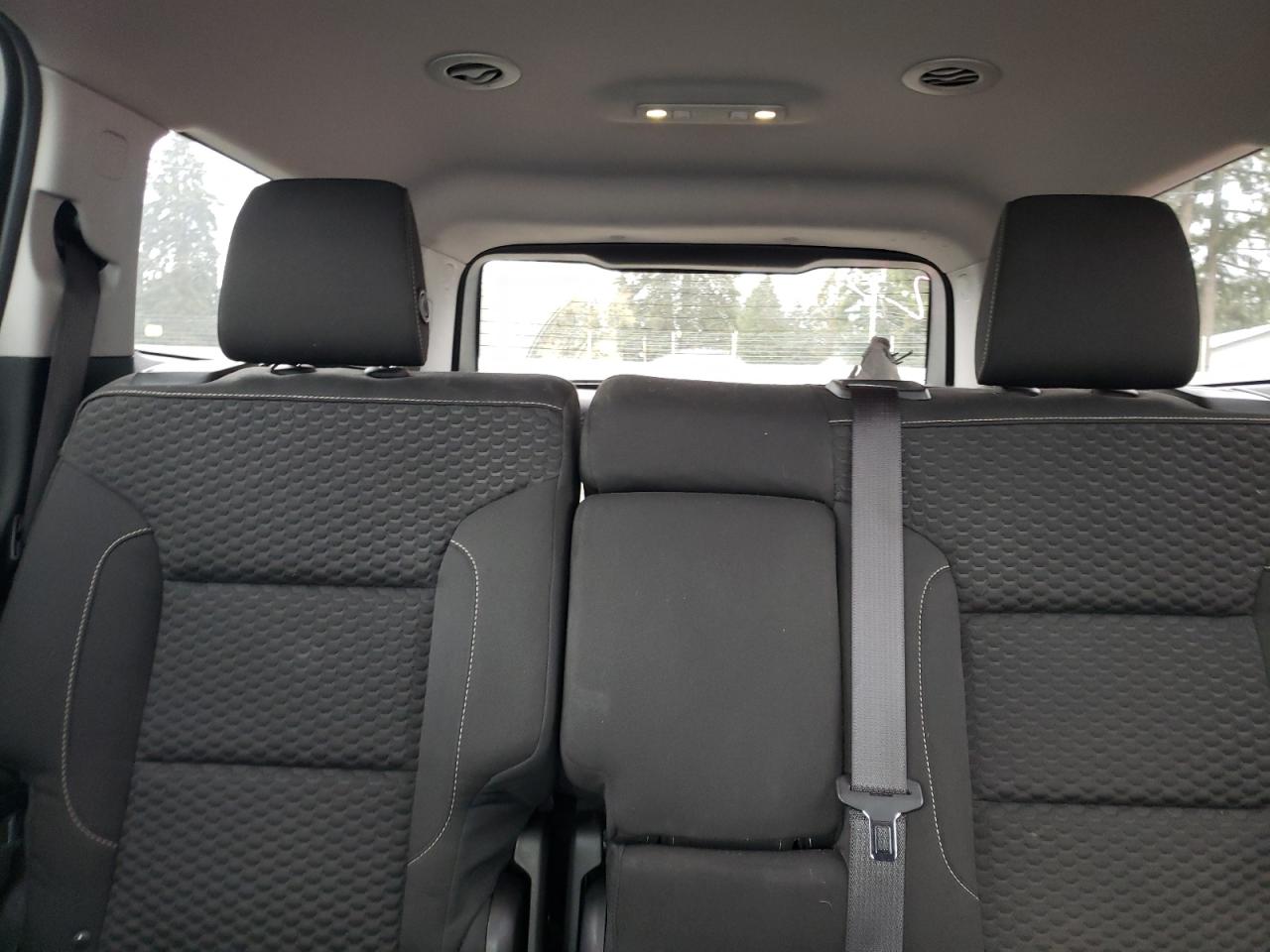 2017 GMC Acadia - Image 10