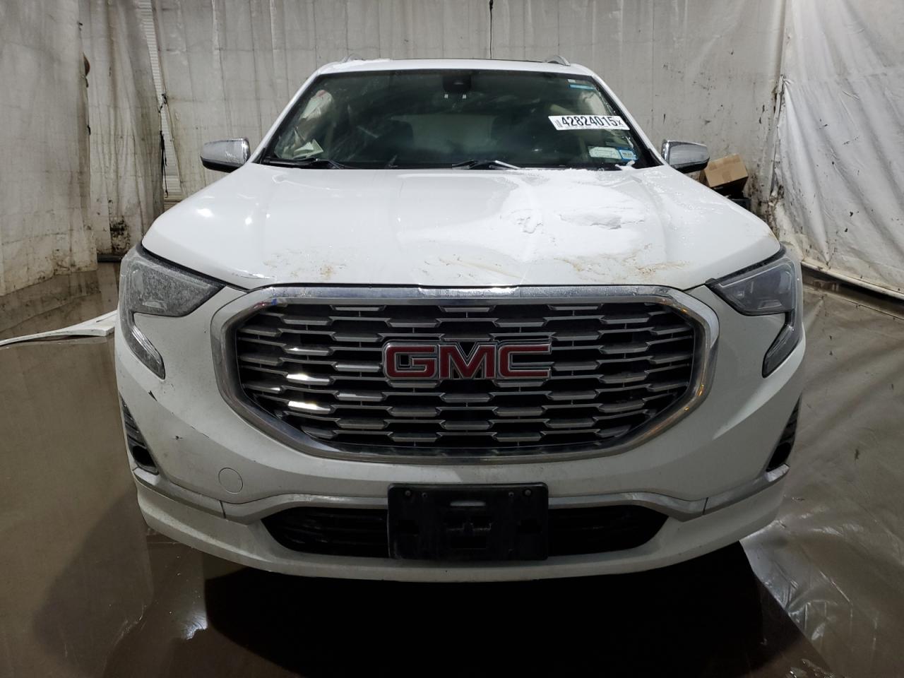 2018 GMC Terrain - Image 5