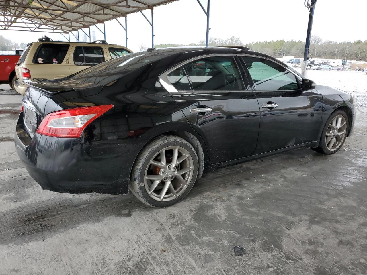 2010 Nissan Maxima - Image 3