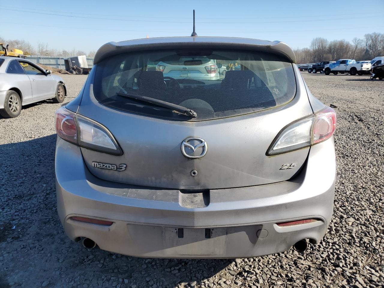 2010 Mazda 3 - Image 6